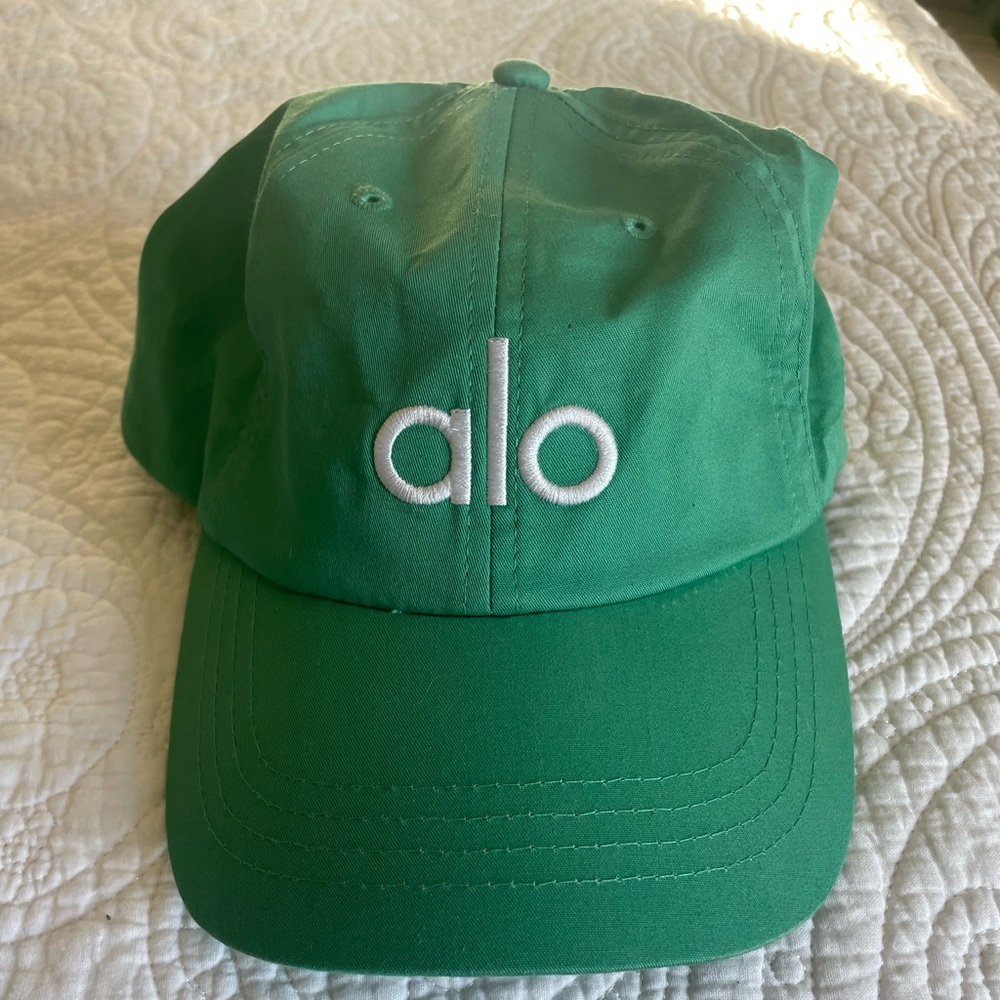 Alo Yoga Off-Duty Cap